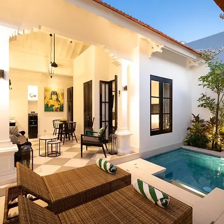 Martini Beachside Villa 4